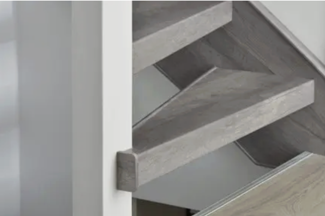 Trap opknappen? Laat uw trap renoveren