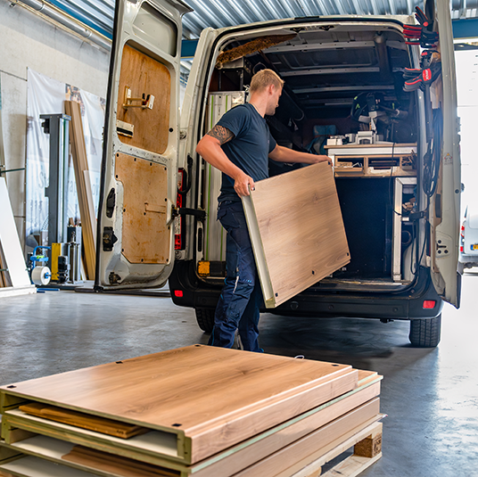 Lijmresten verwijderen van de trap niet nodig