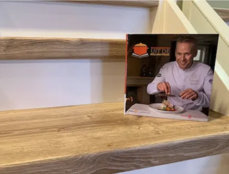 Stairz sponsor van kookboek “Keukengeheimen uit de Bollenstreek”
